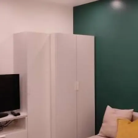 Studio Place De La Capelle * Millau